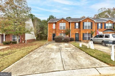 3026 Waldrop Circle, Townhouse with 3 bedrooms, 2 bathrooms and 2 parking in Decatur GA | Image 3