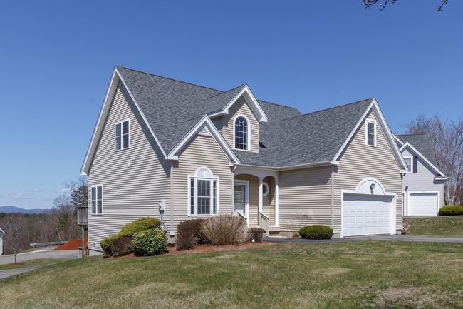 16 - 16 S Parrish Dr, Condo with 2 bedrooms, 3 bathrooms and null parking in Londonderry NH | Image 47