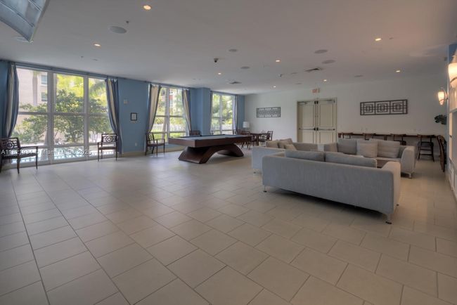 APT-626 - 2000 N Bayshore Dr, Condo with 1 bedrooms, 1 bathrooms and null parking in Miami FL | Image 26