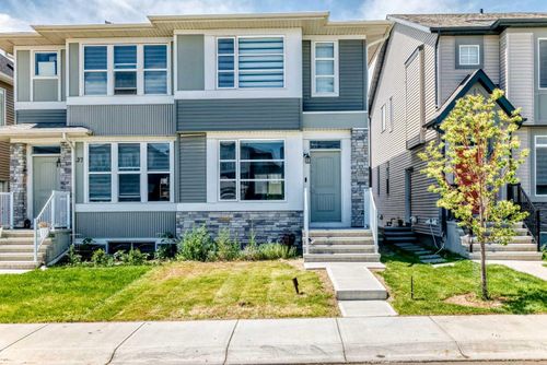 41 Corner Glen Row Ne, Calgary, AB, T3N2L9 | Card Image