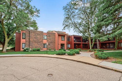 unit-204-8019 Xerxes Ave S, Bloomington, MN, 55431-1081 | Card Image