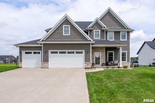 317 Madison Dr, Riverdale, IA, 52722-4891 | Card Image