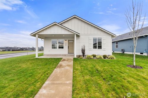 504 Powell Ave, Winlock, WA, 98596-8904 | Card Image