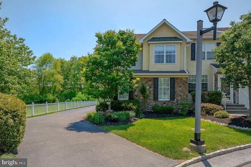 3301 Maplevale Cir, NEWTOWN SQUARE, PA, 19073-2765 | Card Image