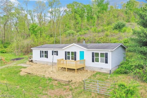 12186 State Route 155 Se, Corning, OH, 43730-9703 | Card Image