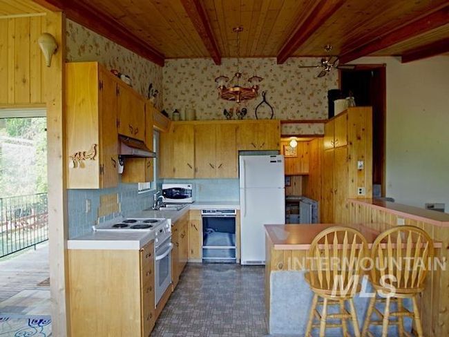 2671 W Fork Rd, House other with 4 bedrooms, 2 bathrooms and 4 parking in Fruitvale ID | Image 20
