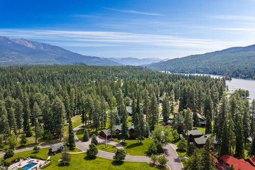 13531 Copper Ln, Bigfork, MT, 59911-8563 | Card Image