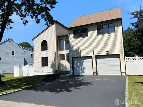 24 Pullman Loop, Dayton, NJ, 08810-1550 | Card Image