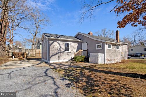 1916 Ridgeville Rd, EDGEWATER, MD, 21037-1726 | Card Image