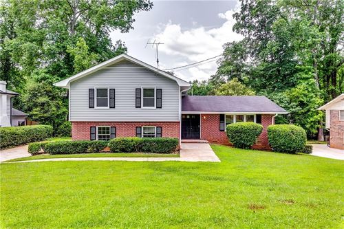 3755 Greentree Dr, Decatur, GA, 30032-6135 | Card Image