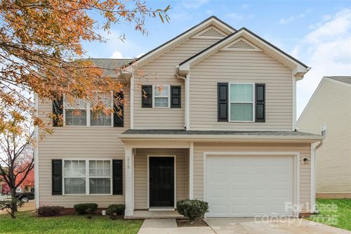818 Swearngan Ridge Ct, Charlotte, NC, 28216-2954 | Card Image