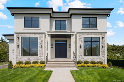 38 Fern Dr, Monsey, NY, 10952-1742 | Card Image