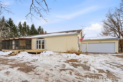 7976 10 Mile Rd, Rockford, MI, 49341-8304 | Card Image