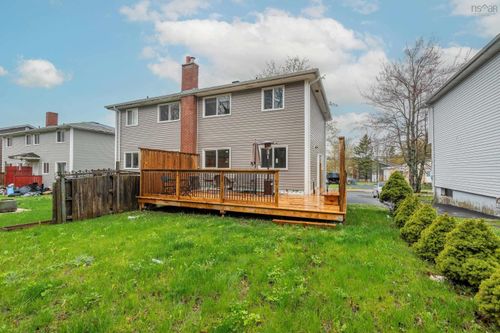212 Roleika Dr, Dartmouth, NS, B2X1M6 | Card Image