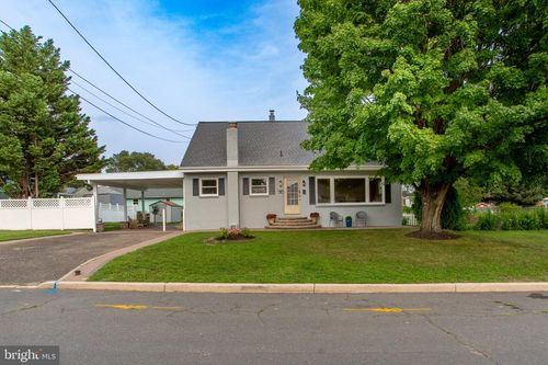 121 Patterson Ave, BELLMAWR, NJ, 08031-2129 | Card Image