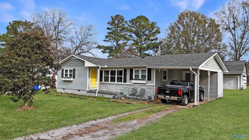 204 Prospect Dr Sw, Hartselle, AL, 35640-2650 | Card Image