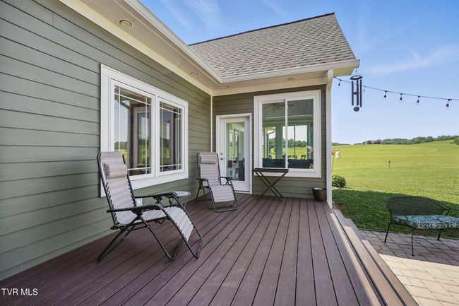 313 Treadway Trl, House other with 3 bedrooms, 3 bathrooms and null parking in Jonesborough TN | Image 51