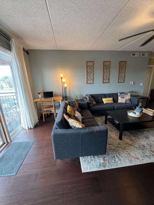 UNIT-407 - 5555 N Cumberland Ave, Condo with 1 bedrooms, 1 bathrooms and 1 parking in Chicago IL | Image 15