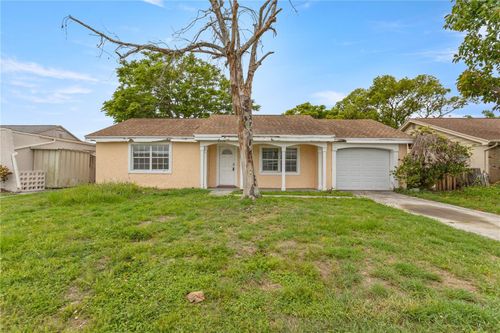 3559 Rock Royal Dr, HOLIDAY, FL, 34691-1166 | Card Image