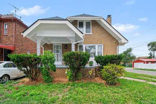 18315 Prairie St, Detroit, MI, 48221-2193 | Card Image