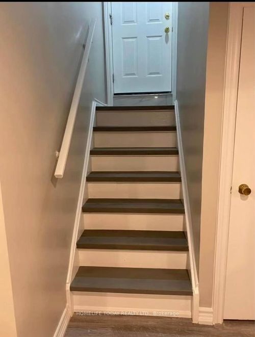 bsmt-17 Whispering Willow Ptway, Scarborough, ON, M1B4A8 | Card Image