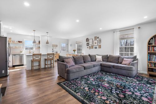 60 Church St, Belmont, NH, 03220-4103 | Card Image