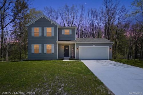 7205 Timberline Dr, Flint, MI, 48507-0519 | Card Image