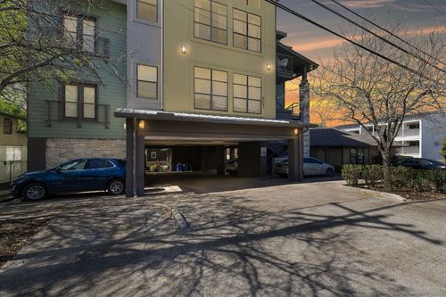 apt-302-907 Duncan Ln, Austin, TX, 78705-2681 | Card Image