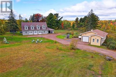 9 Sparling Lane, House other with 5 bedrooms, 2 bathrooms and null parking in Youngs Cove NB | Image 1