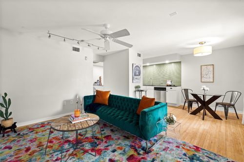 apt-108-2200 Dickson Dr, Austin, TX, 78704-4710 | Card Image