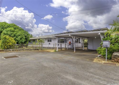 747B Hoomalu Street, Pearl City, HI, 96782 | Card Image