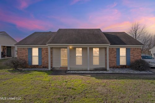 129 Muscadine Dr, Senatobia, MS, 38668-2345 | Card Image