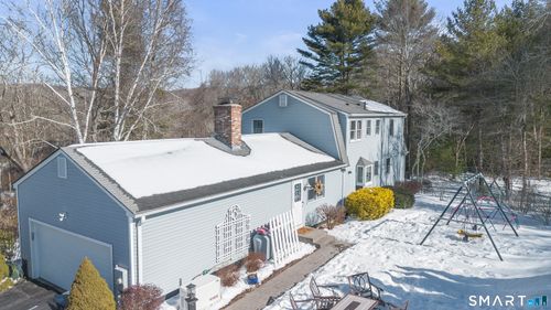 7 Greenwood Cir, East Lyme, CT, 06333-1220 | Card Image