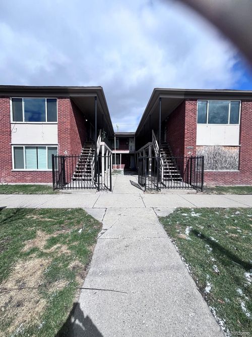 10400 Whittier Street, Detroit, MI, 48224 | Card Image
