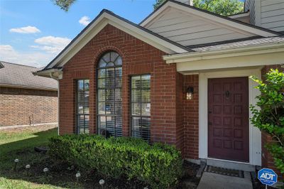 15234 Hillside Park Way, House other with 3 bedrooms, 2 bathrooms and null parking in Cypress TX | Image 2