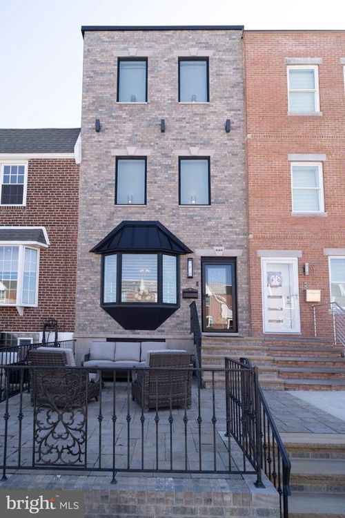 3123 S Juniper St, PHILADELPHIA, PA, 19148-5245 | Card Image