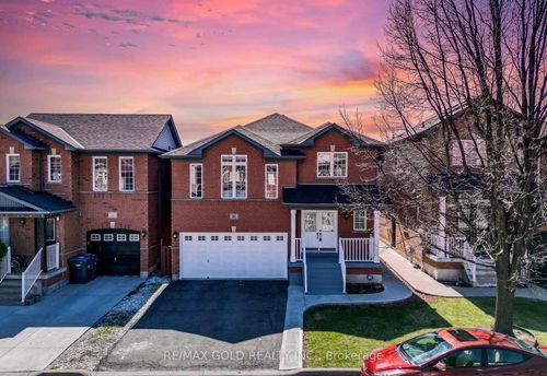 10 Chestermere Cres, Brampton, ON, L7A2A4 | Card Image