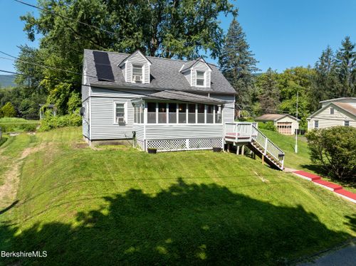 15 Kerr Ave, Adams, MA, 01220-1409 | Card Image
