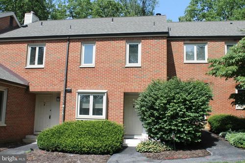 23 Beechtree Ln, Mountville, PA, 17554-1221 | Card Image