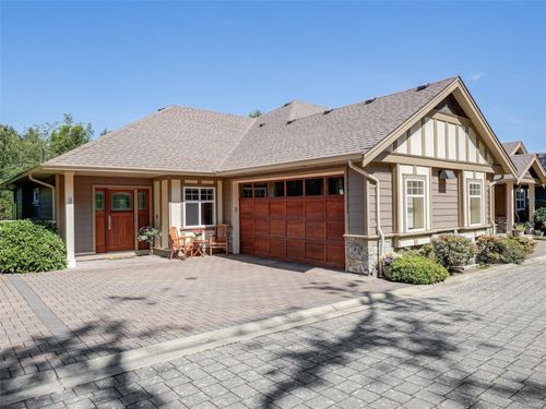 9-3957 South Valley Dr, Saanich, BC, V8Z7Z1 | Card Image