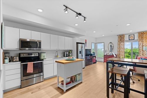 apt-108-400 Herron Dr, Nashville, TN, 37210-4648 | Card Image