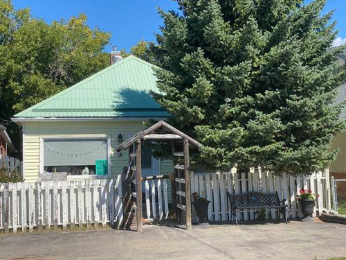 2422 212 Street, Bellevue, AB, T0K0C0 | Card Image