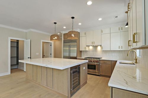 2-571 Mill St, Fontana, WI, 53125-1240 | Card Image