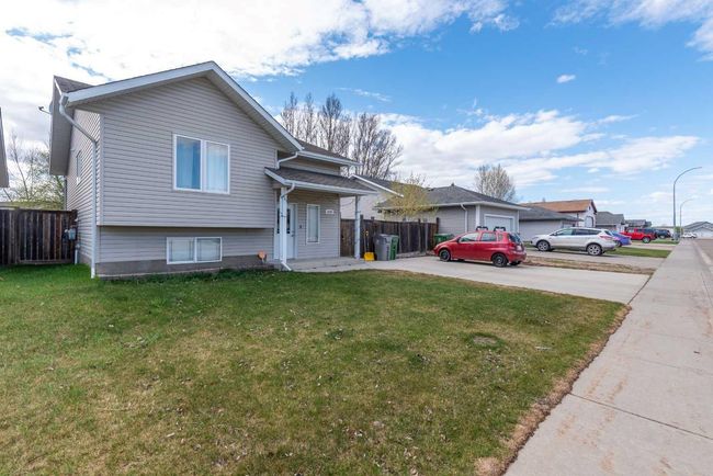 3310 44 A Avenue, House other with 4 bedrooms, 2 bathrooms and 3 parking in Lloydminster SK | Image 26