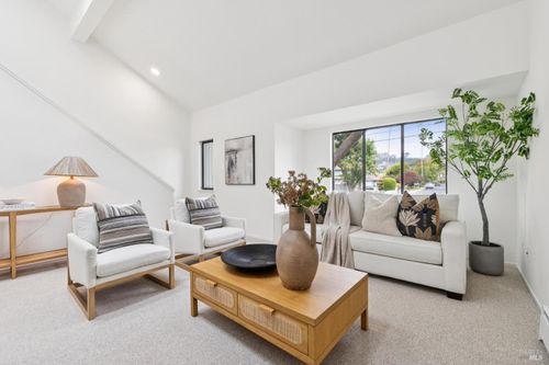 23 Ashford Avenue, Mill Valley, CA, 94941 | Card Image