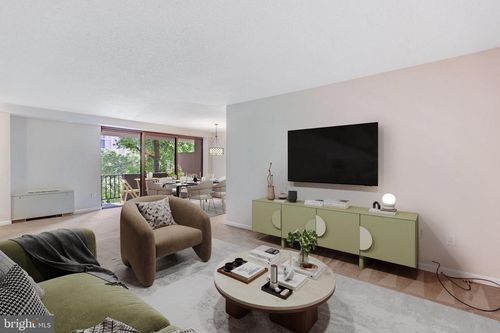 apt-303-4141 N Henderson Rd, ARLINGTON, VA, 22203-2415 | Card Image