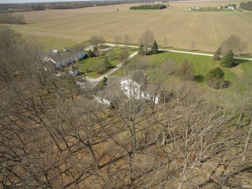 11751 S Springboro Rd, Brookston, IN, 47923-8279 | Card Image