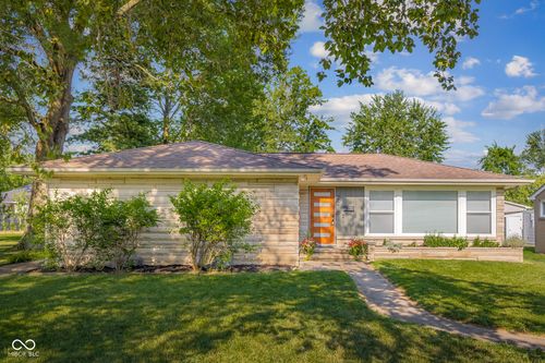2675 Franklin St, Columbus, IN, 47201-3606 | Card Image