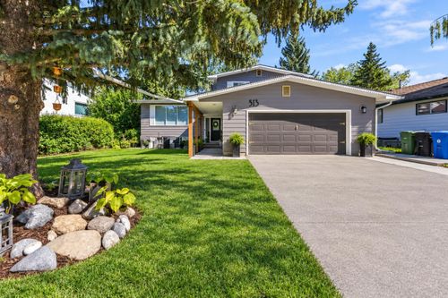 513 Oakridge Way Sw, Calgary, AB, T2V1T5 | Card Image