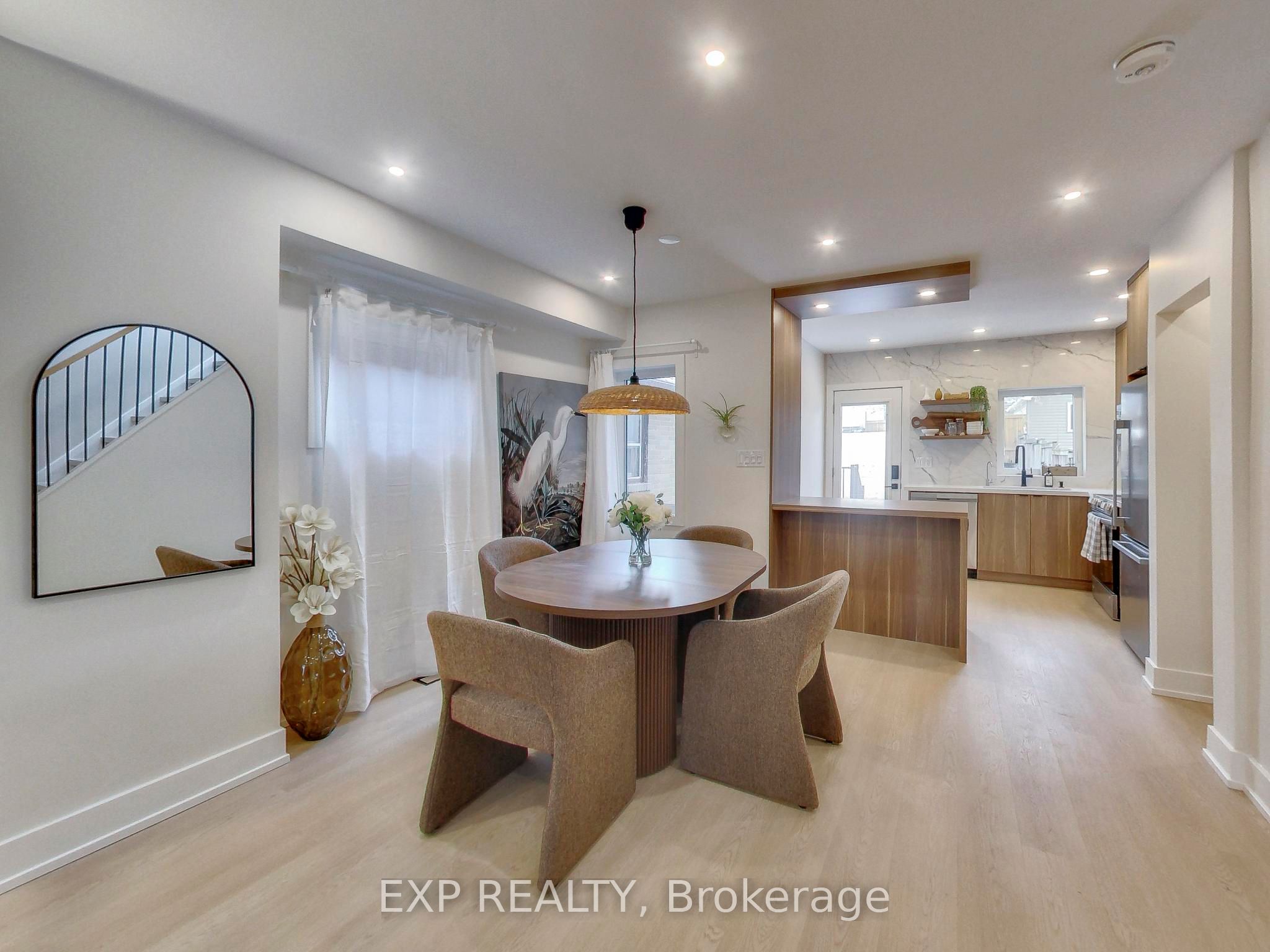 Residential in Toronto W03 4